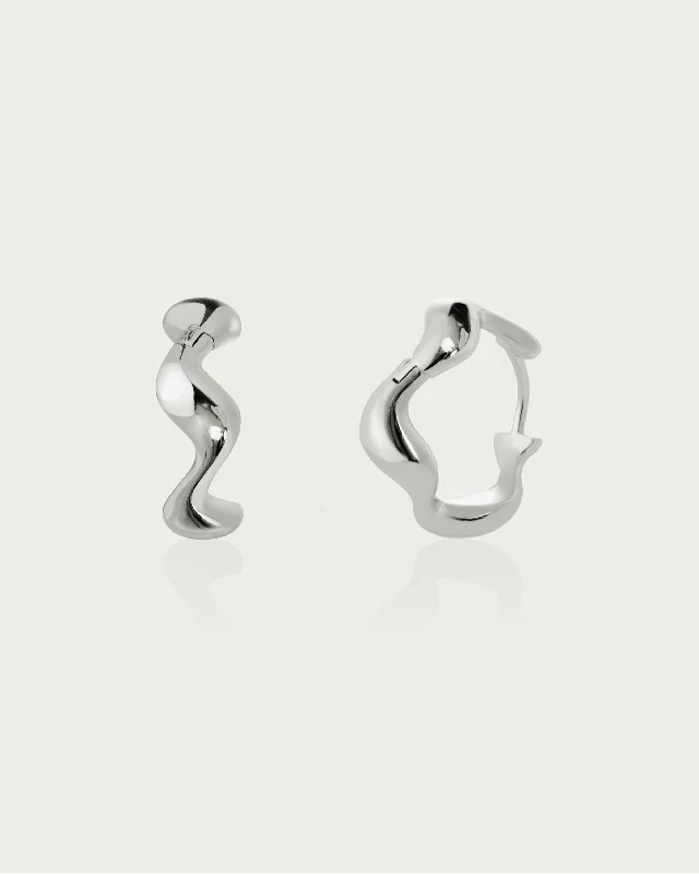 trendy ear cuffs for edgy looks -Silver Wave Hoop Earrings