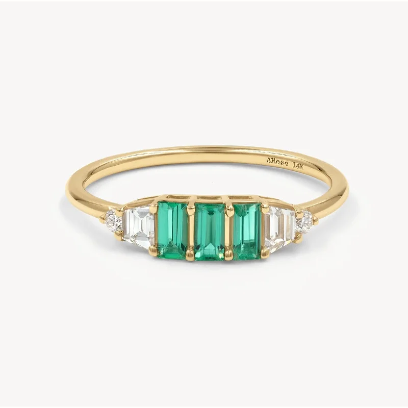 gold wedding bands for women with diamonds-Emerald Trinity Ring