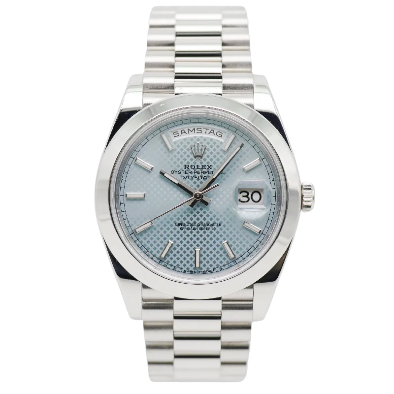 watches for men with oversized dial -Rolex Day-Date 40 Platin 228206 - 2015